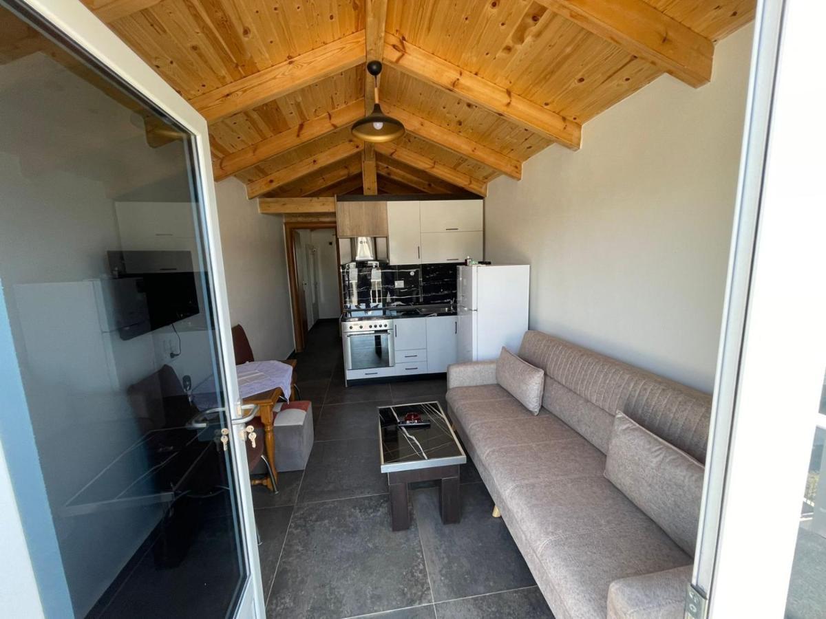 Vlorë Guest Rooms Arbri מראה חיצוני תמונה