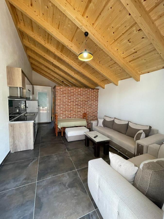 Vlorë Guest Rooms Arbri מראה חיצוני תמונה