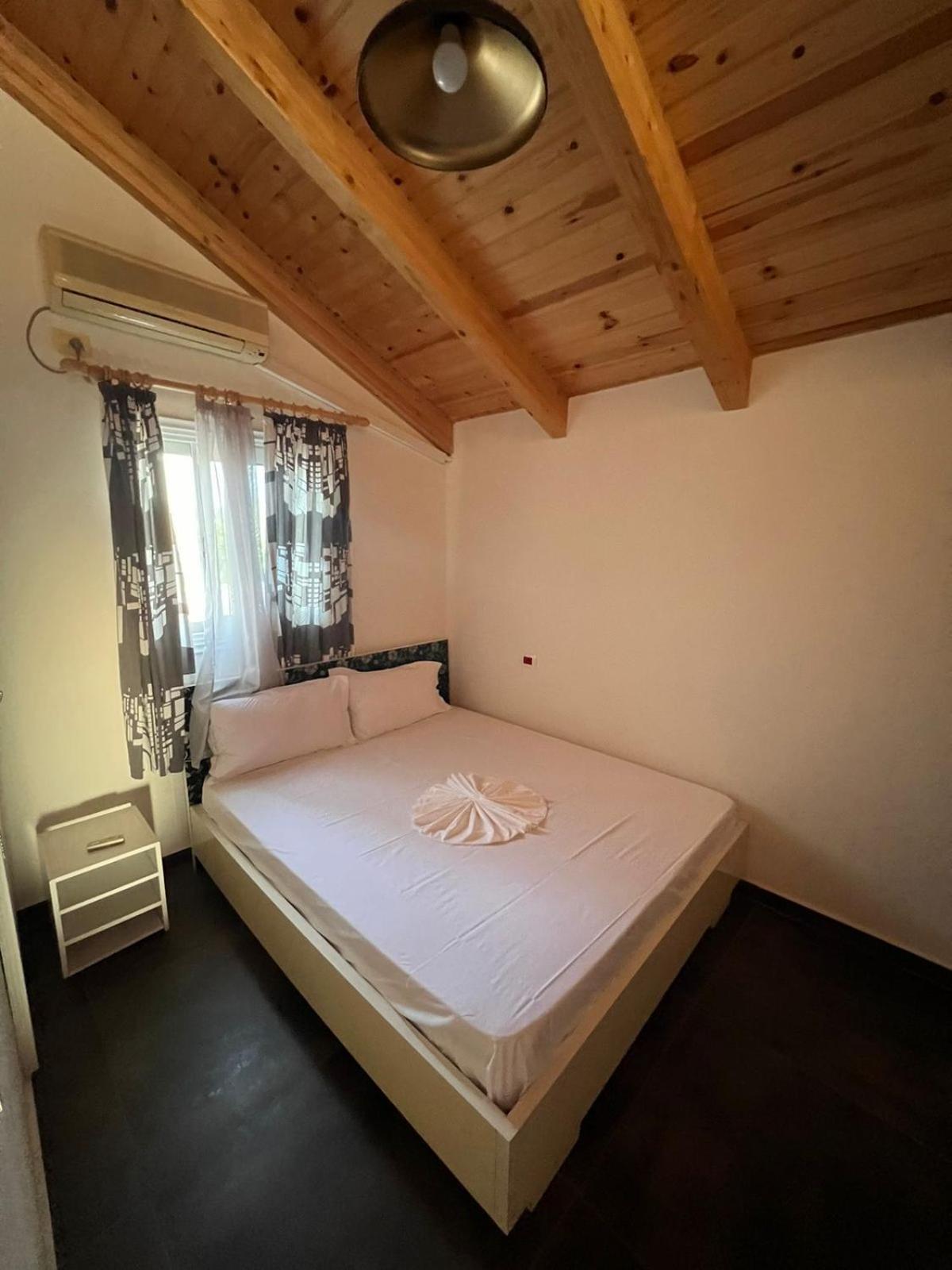 Vlorë Guest Rooms Arbri מראה חיצוני תמונה
