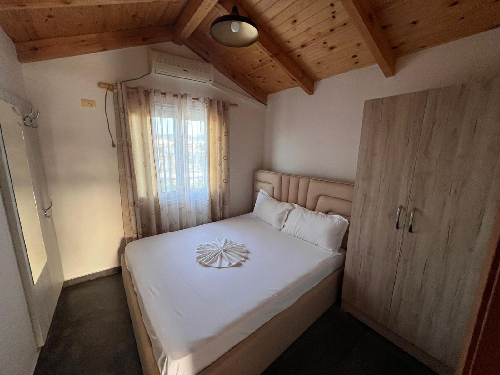 Vlorë Guest Rooms Arbri מראה חיצוני תמונה